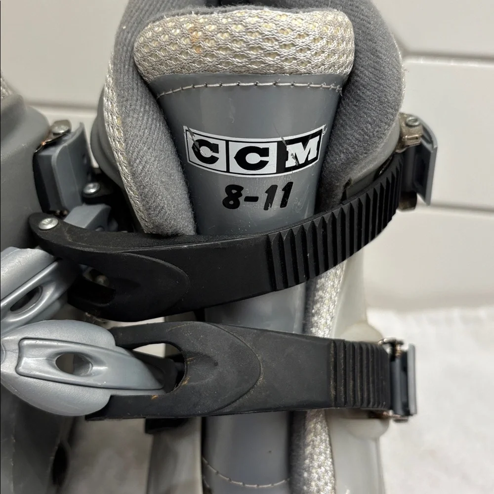 Kids Gray Ice Skates CCM Adjustable - Picture 5 of 5